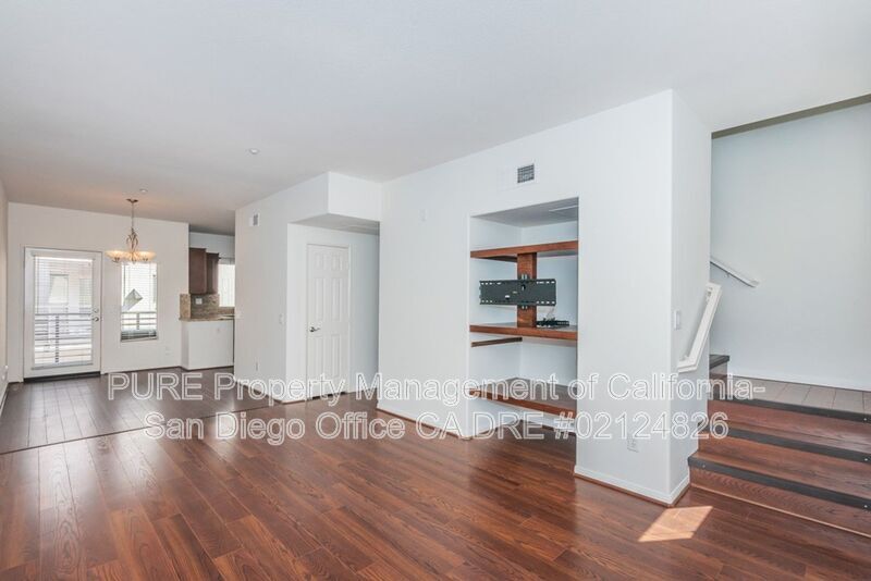367 Tesoro Gln in Escondido, CA - Building Photo