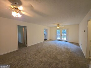 96 Carmichael St in Mcdonough, GA - Foto de edificio - Building Photo