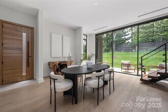 4026 Chevington Rd in Charlotte, NC - Building Photo - Building Photo