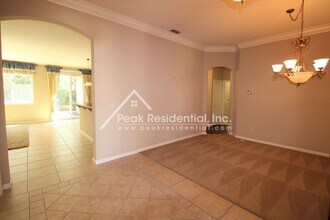 6221 Purple Finch Ct in Elk Grove, CA - Building Photo - Building Photo