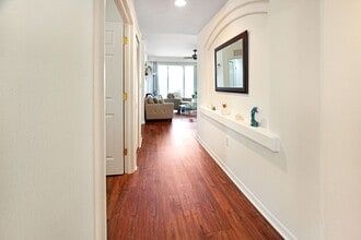 7068 Prosperity Cir in Sarasota, FL - Building Photo - Building Photo