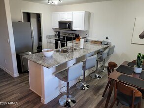 70 W Cottonwood Ln in Wickenburg, AZ - Building Photo - Building Photo