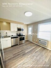 1023 Pittsburg Ave NW in North Canton, OH - Foto de edificio - Building Photo