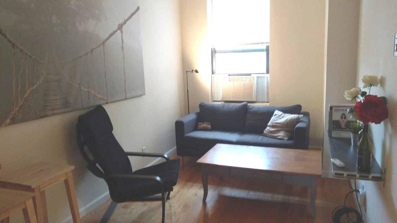 250 N 6th St in Brooklyn, NY - Building Photo