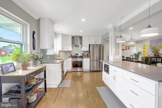 3405 Sharon Chapel Rd in Alexandria, VA - Building Photo - Building Photo