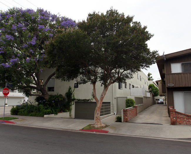 11501 Nebraska Ave in Los Angeles, CA - Building Photo - Building Photo