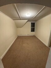 48 Clinton Ave, Unit #1 in Winslow, ME - Building Photo - Building Photo