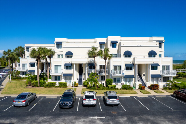 Royal Mansions in Cape Canaveral, FL - Building Photo - Primary Photo