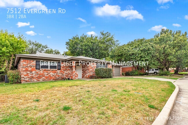 7512 Evergreen Rd in Richland Hills, TX - Building Photo - Building Photo