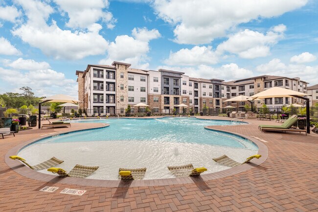 Forayna Davis Park in Knightdale, NC - Foto de edificio - Building Photo