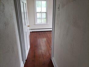 38 S 4th St in Newport, PA - Building Photo - Building Photo