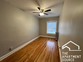 4912 N Saint Louis Ave in Chicago, IL - Building Photo - Building Photo