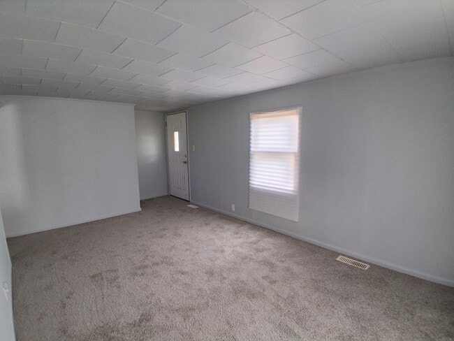 913 Forrest St in Danville, IL - Building Photo - Building Photo