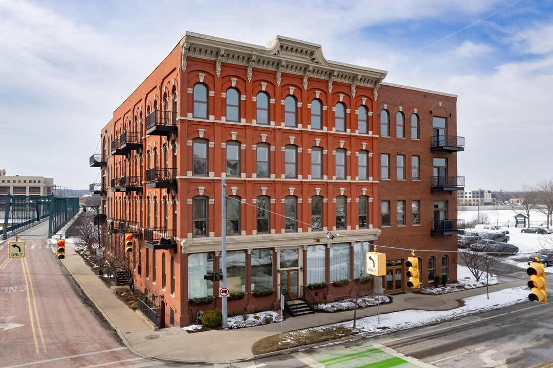 Landmark Lofts in Grand Rapids, MI - Building Photo