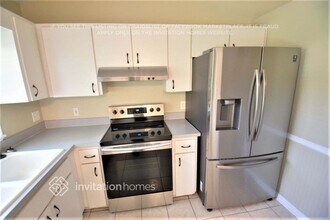 12122 Meadow Ln in San Antonio, FL - Building Photo - Building Photo