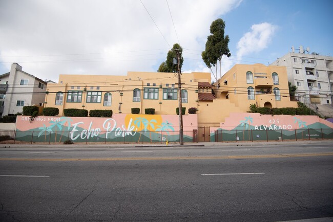 425 N Alvarado St, Unit 104