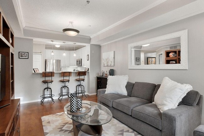 645 N 1st St in Minneapolis, MN - Building Photo - Building Photo