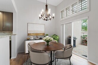 663 Bishops Lodge Rd in Santa Fe, NM - Building Photo - Building Photo
