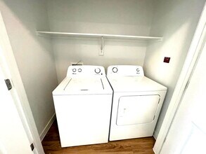 1101 Abbeyglen Castle Dr in Pflugerville, TX - Building Photo - Building Photo