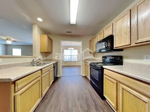 1528 Pebble Ridge Dr in Raleigh, NC - Building Photo - Building Photo