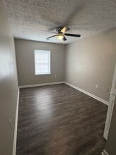 13600 Sinking Creek Rd in Bristol, VA - Building Photo - Building Photo