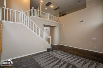 5630 Bracana Ct in Las Vegas, NV - Building Photo - Building Photo