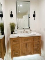 180 Vista Ln in Bigfork, MT - Building Photo