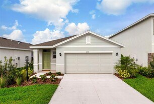 3218 Bitterroot Ln in Lakewood Ranch, FL - Building Photo