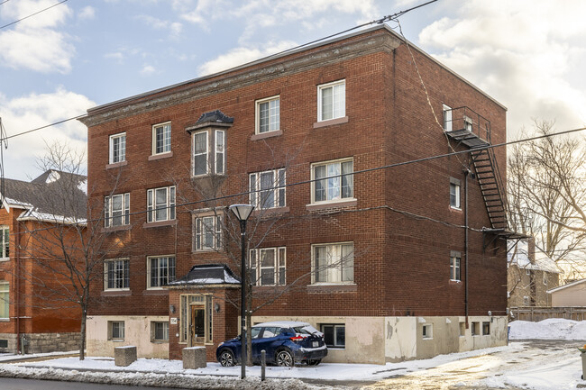 334 Bronson Av in Ottawa, ON - Building Photo - Primary Photo