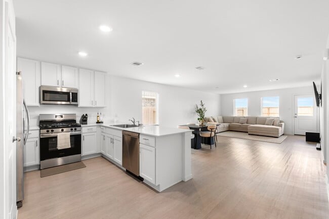 property at 16707 Rolling Pasture Ln