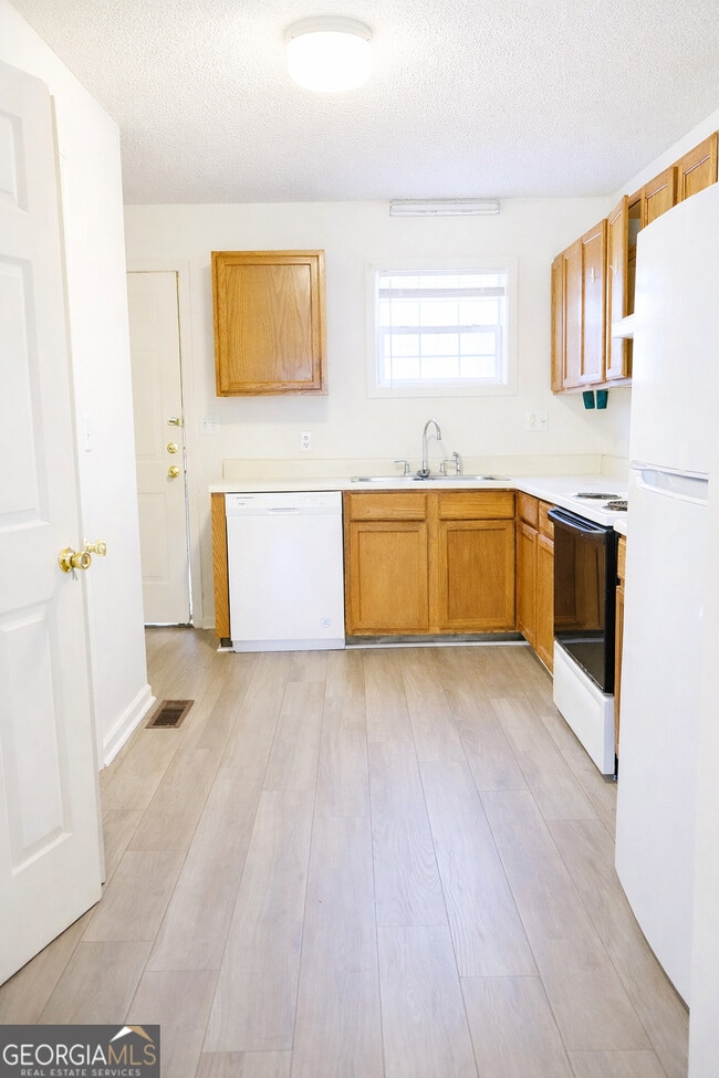 120 Shamrock Ln in Milledgeville, GA - Building Photo - Building Photo