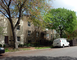 220 13th St SE Apartments