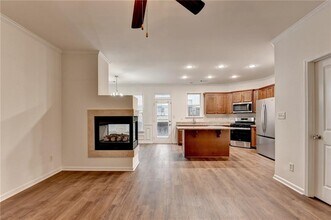 979 Parkside Wood Ct in Lawrenceville, GA - Building Photo - Building Photo