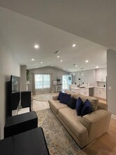 428 Eagles Nest Way in Riverdale, GA - Foto de edificio - Building Photo