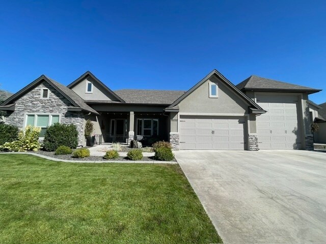 12222 W Pavo St in Star, ID - Building Photo