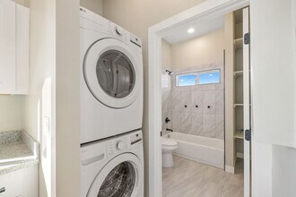 1311 W Speedway Blvd in Tucson, AZ - Building Photo - Building Photo