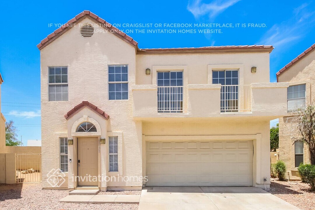 6322 S Colonial Way in Tempe, AZ - Foto de edificio