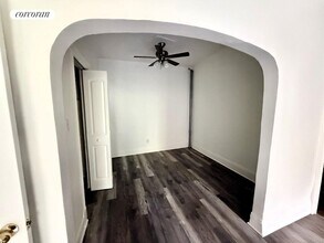 109 5th Ave in Brooklyn, NY - Building Photo - Building Photo