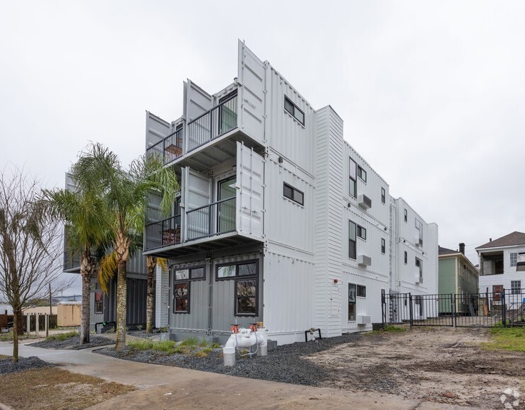 412 E Ashley St in Jacksonville, FL - Building Photo