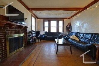 116 Lake St in Boston, MA - Building Photo - Building Photo