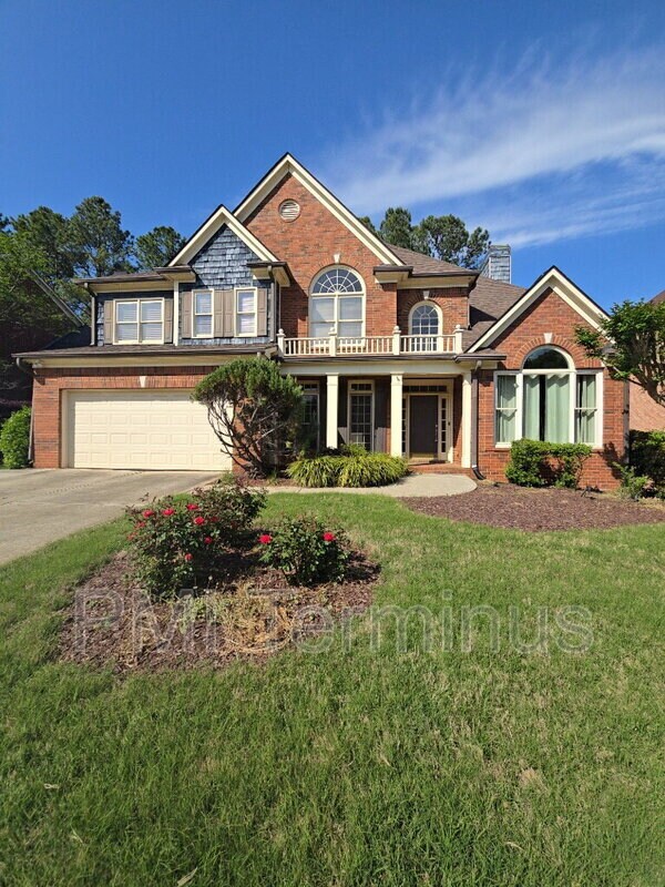 property at 3307 Fieldwood Dr SE