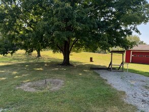 14730 New Buffalo Rd in Columbiana, OH - Building Photo - Building Photo