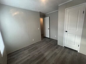 2394 E Birch Dr in Kawkawlin, MI - Building Photo - Building Photo