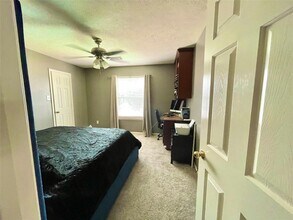2411 Fox River Ln in Spring, TX - Building Photo - Building Photo