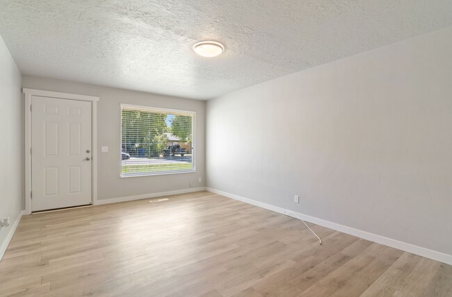 1363 E 4170 S, Unit 1365 in Millcreek, UT - Building Photo - Building Photo