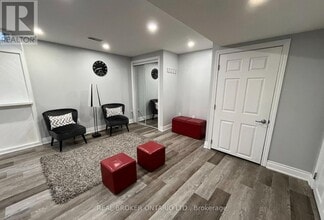 3183 Valcourt Crescent in Mississauga, ON - Building Photo - Building Photo