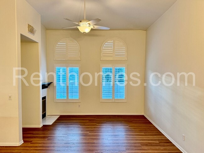 11630 Miro Cir in San Diego, CA - Building Photo - Building Photo