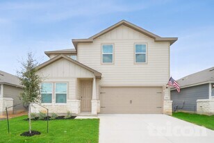 13563 Paxton Blvd in Saint Hedwig, TX - Building Photo