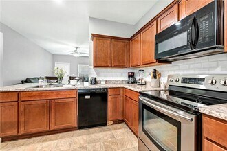 716 NW 70th Ave in Bentonville, AR - Building Photo - Building Photo