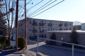 Mt. Hope Apartments in Attleboro, MA - Building Photo - Building Photo